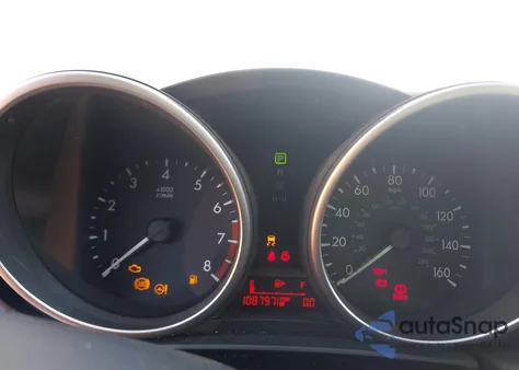 2010 Mazda Mazda3 I Touring z USA, uszkodzony, nr VIN JM1BL1SF4A1199069